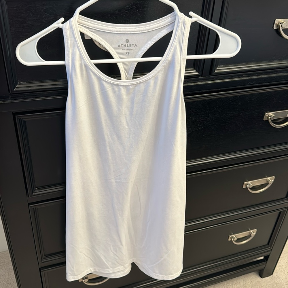 Athleta Chi Racerback Tank